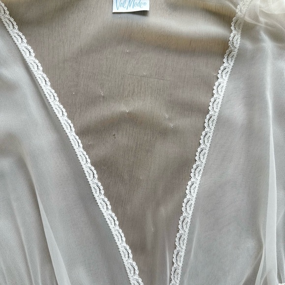 Val Mode Vintage Bridal Robe Small - Picture 7 of 12